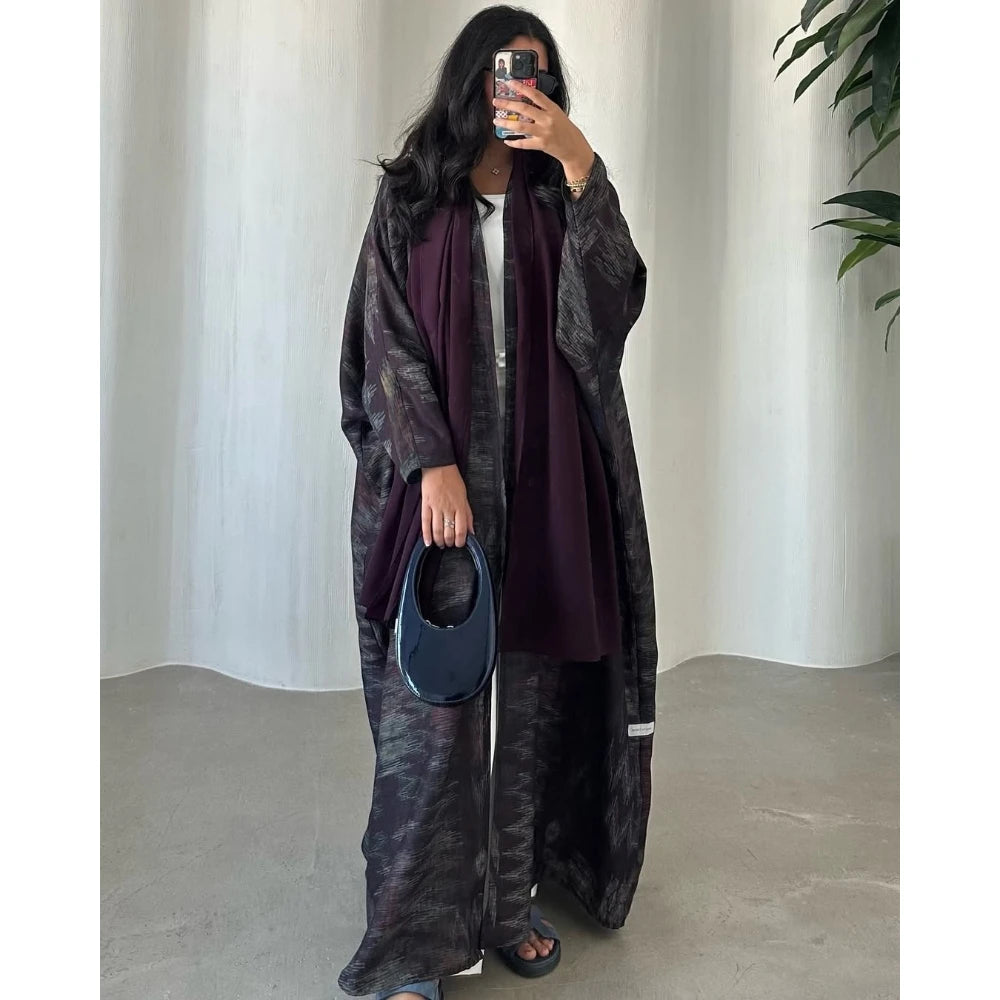 Open Front Abaya with Hijab – Elegant Middle Eastern Style