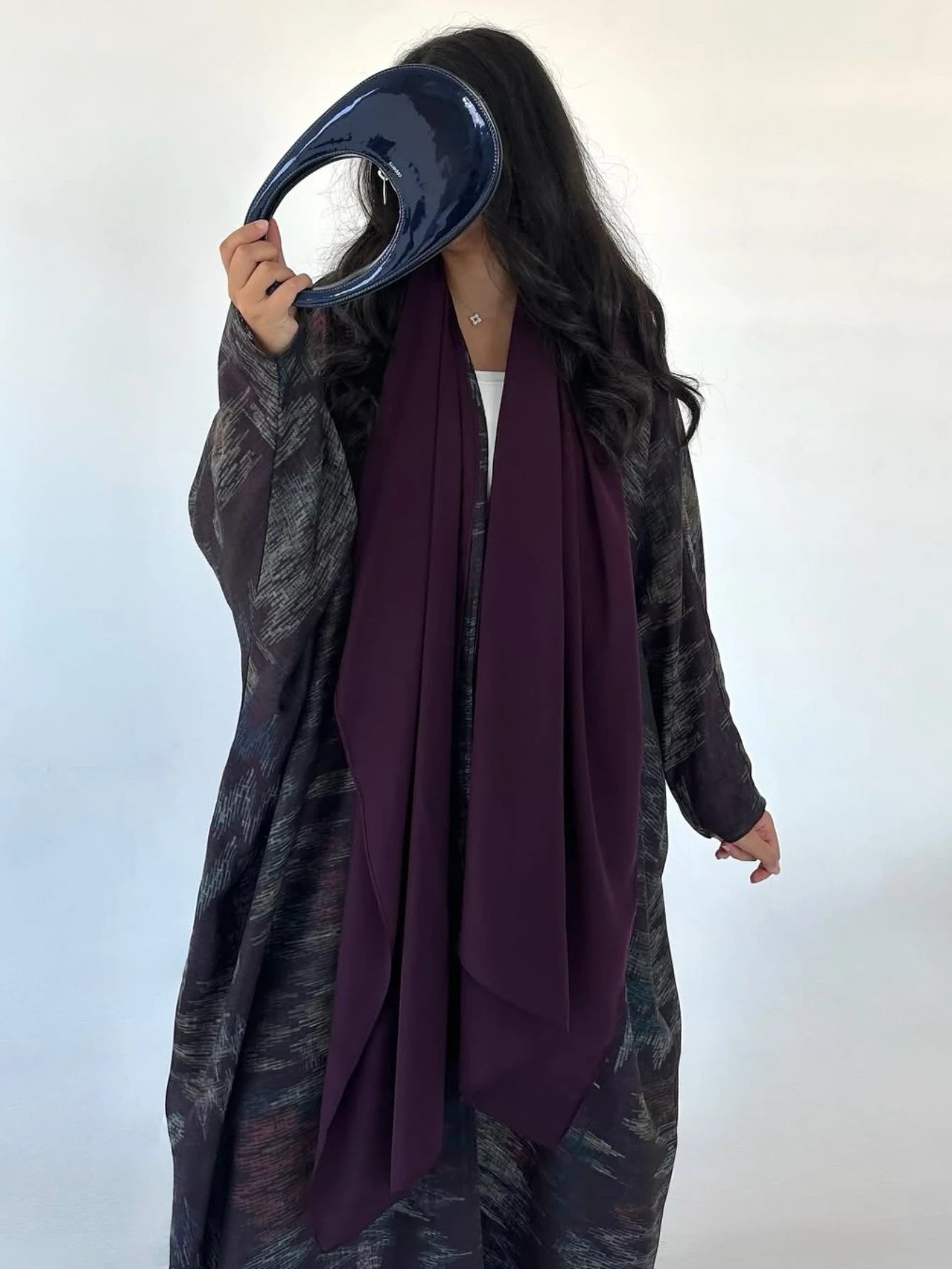 Open Front Abaya with Hijab – Elegant Middle Eastern Style