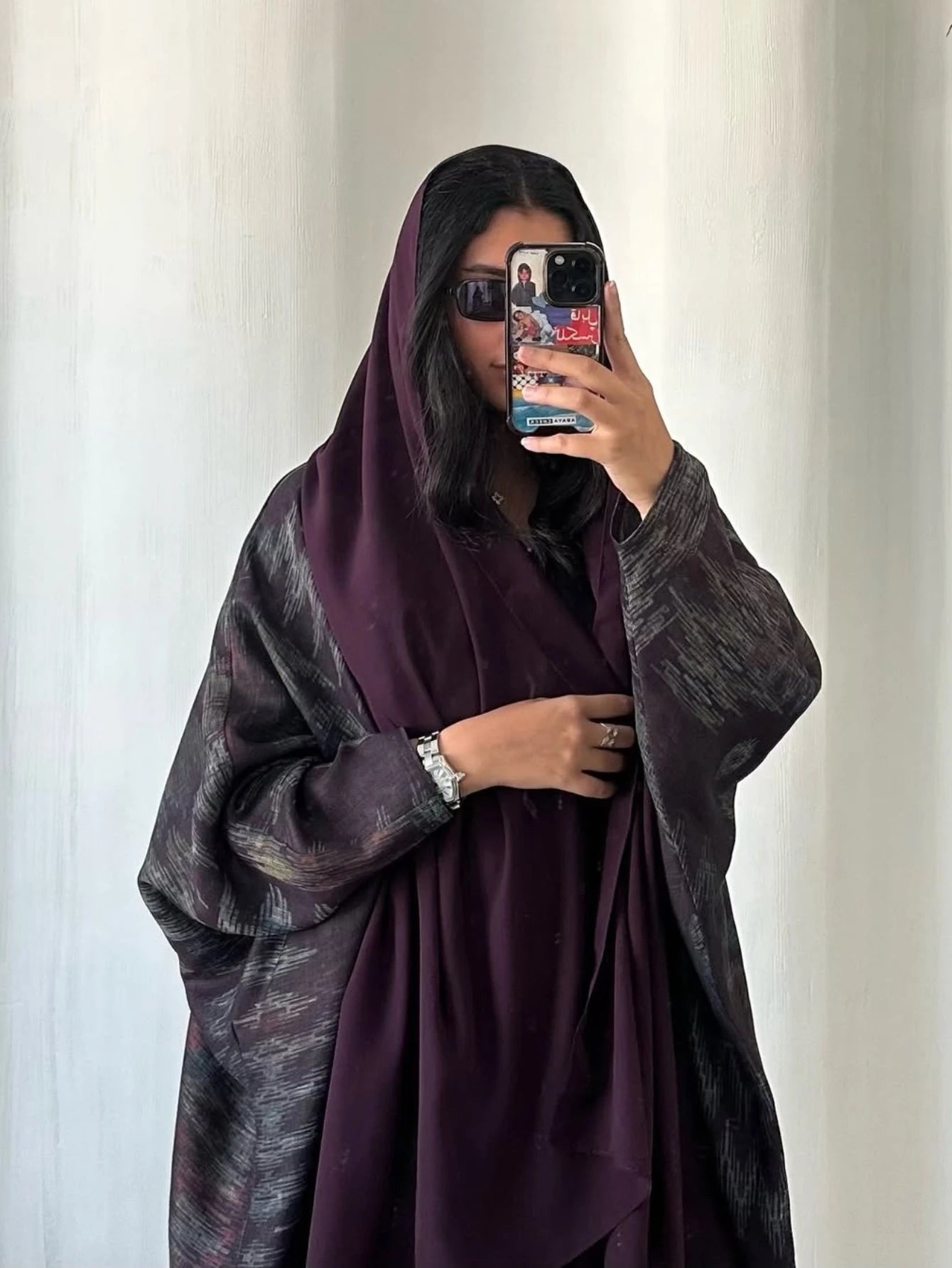 Open Front Abaya with Hijab – Elegant Middle Eastern Style